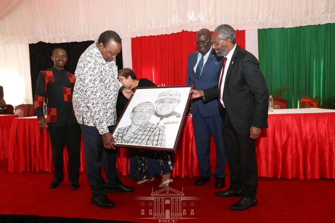 Portrait presented to President Uhuru.