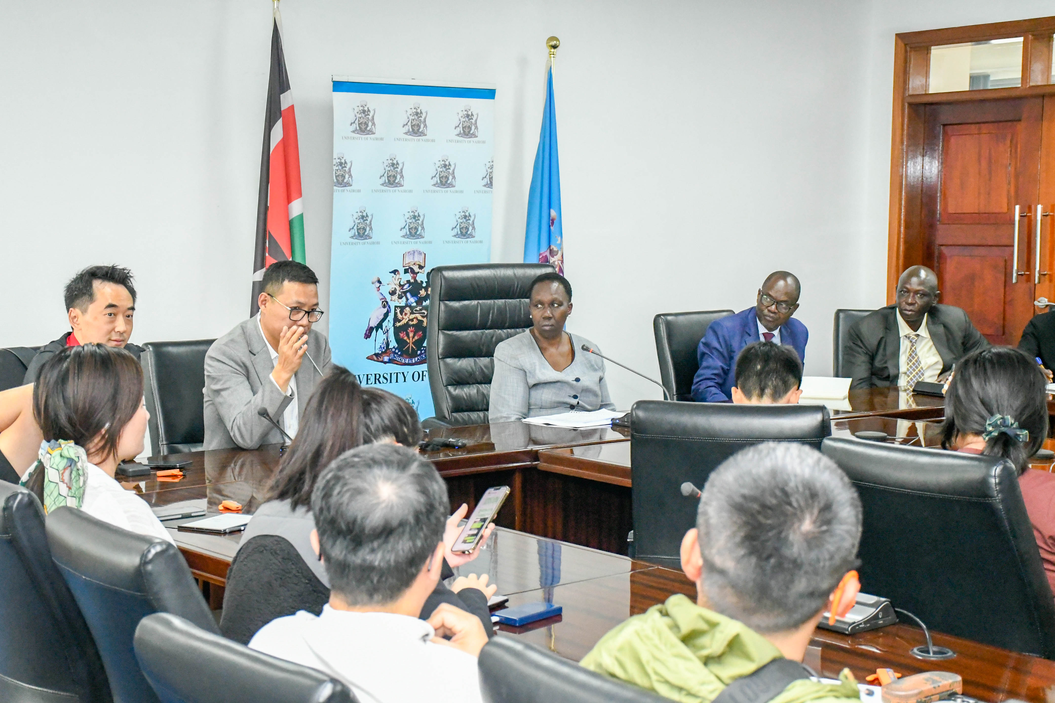 Chinese CEOs pay courtesy call to the VC